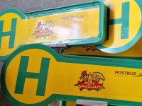 Haltestellenschilder